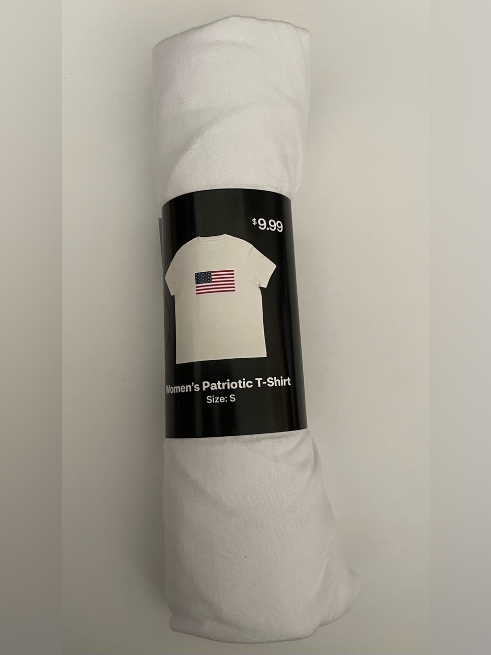 Women’s White Patriotic Flag, T-shirt, size s
